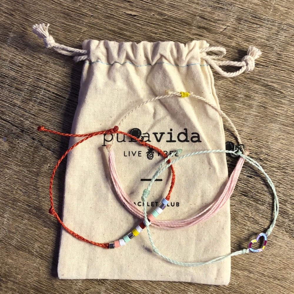 Valentine’s Day Pura Vida Set